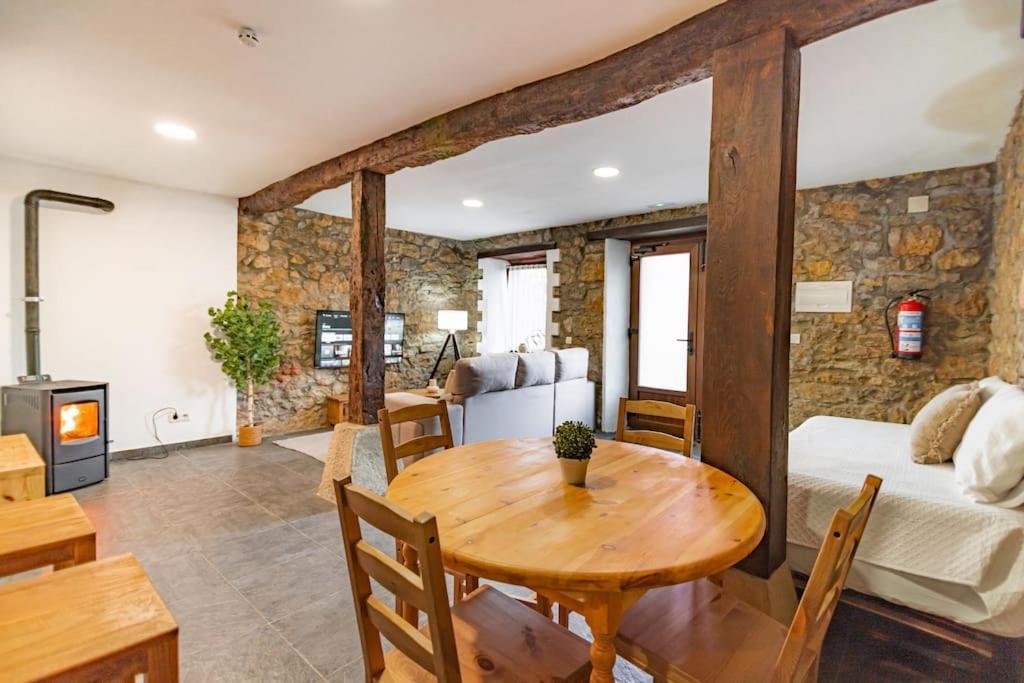 Apartamento Precioso Piso Estilo Rustico A 10 Min De Santander Camargo Exterior foto